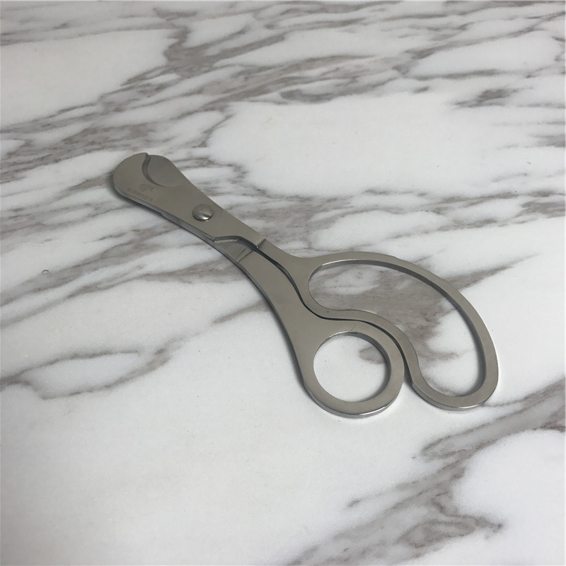 Vogue portable cigar scissors2