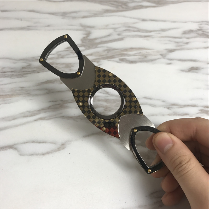 Vogue portable cigar scissors3