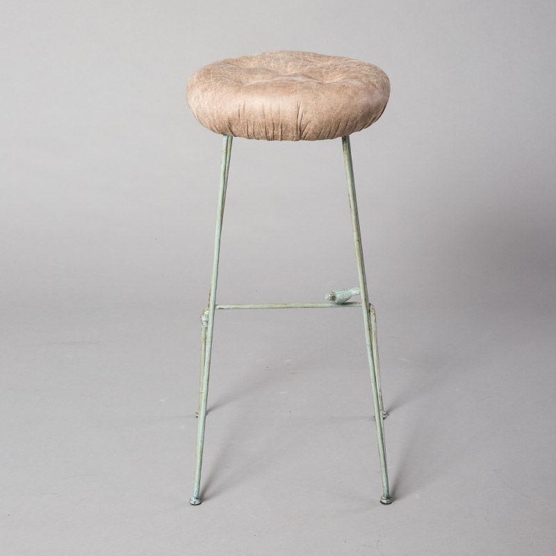 Cushioned iron bar stool2