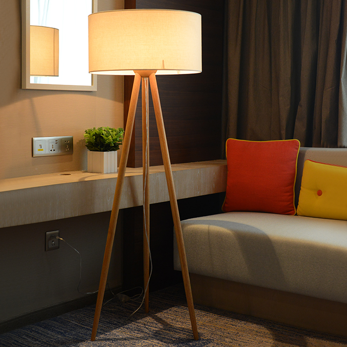 Simple living room lamp lamp K-41 Lamp + Creative European wooden villa model room lamp cloth1