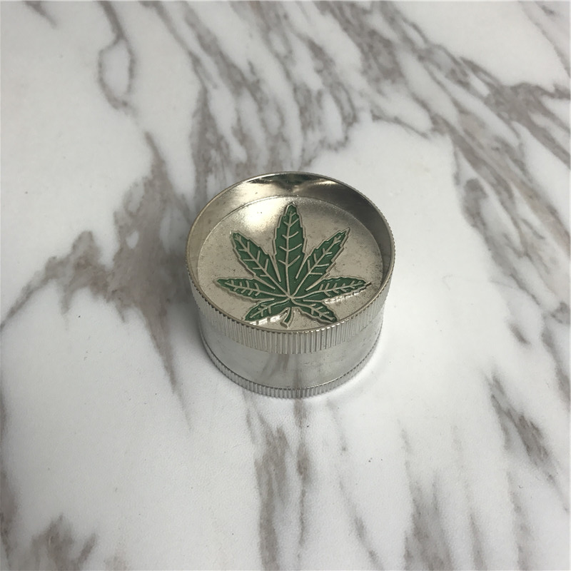 Vogue portable smoke grinder2