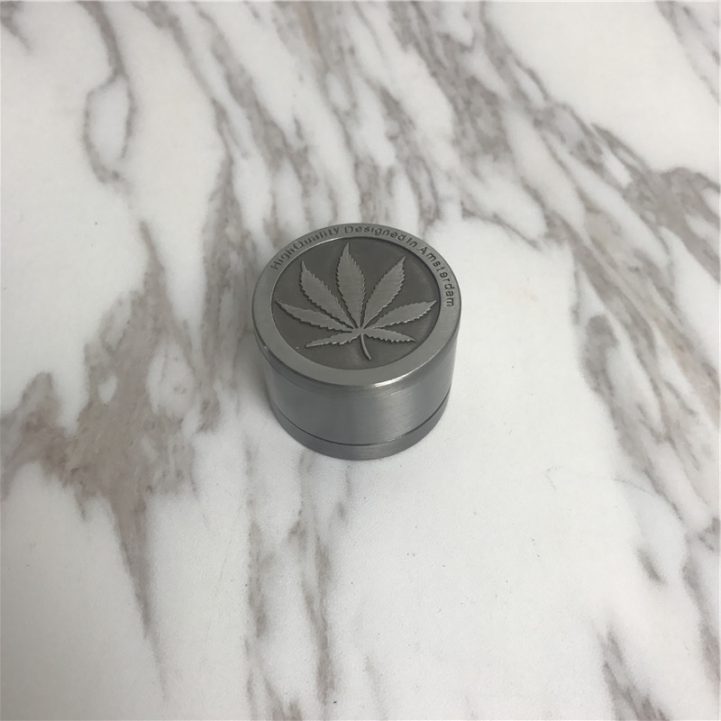 Vogue portable smoke grinder2