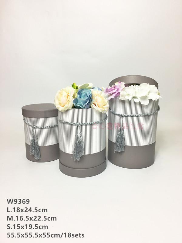 Small tassel hug bucket of flowers three piece flower box box box column portable tub2