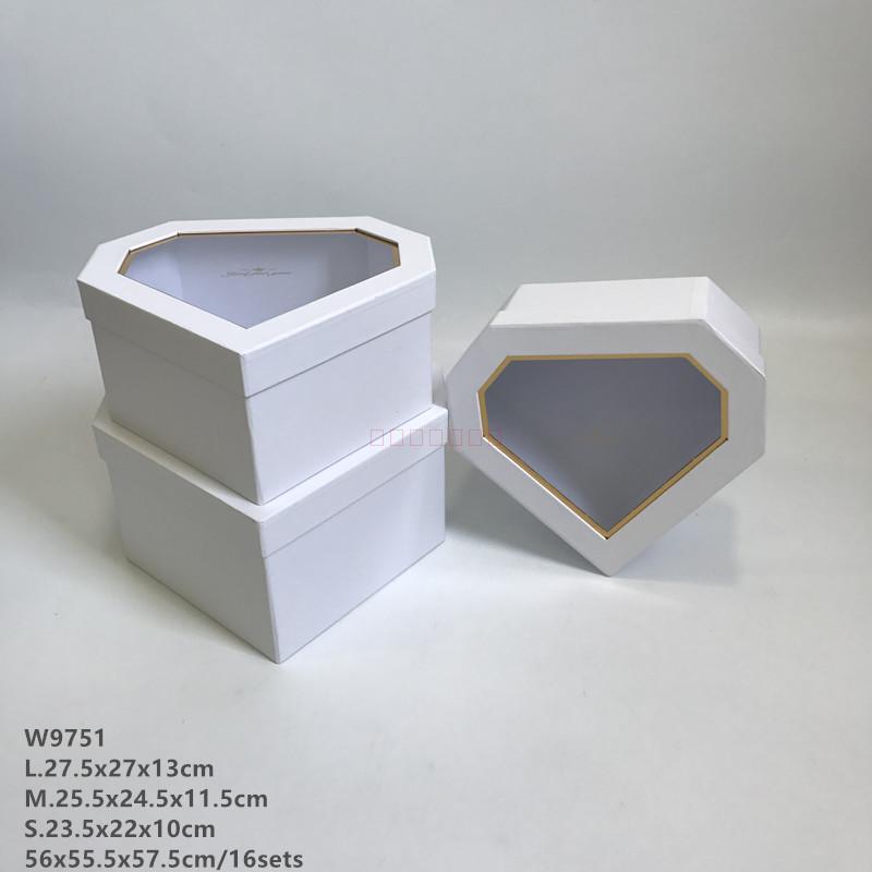 PVC diamond window flowers box three sets of wedding peach love gift gift box2