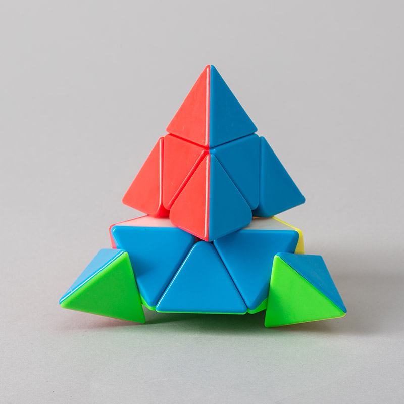 Pyramid Yongjun Yu Long color3
