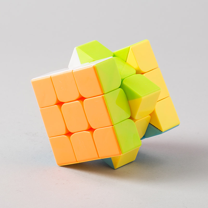 Square box color three order magic cube3