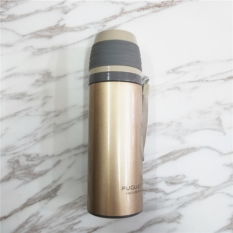 Simple business vehicle thermal insulation Cup, convenient cup cover, carry on cup, creative travel cup.3