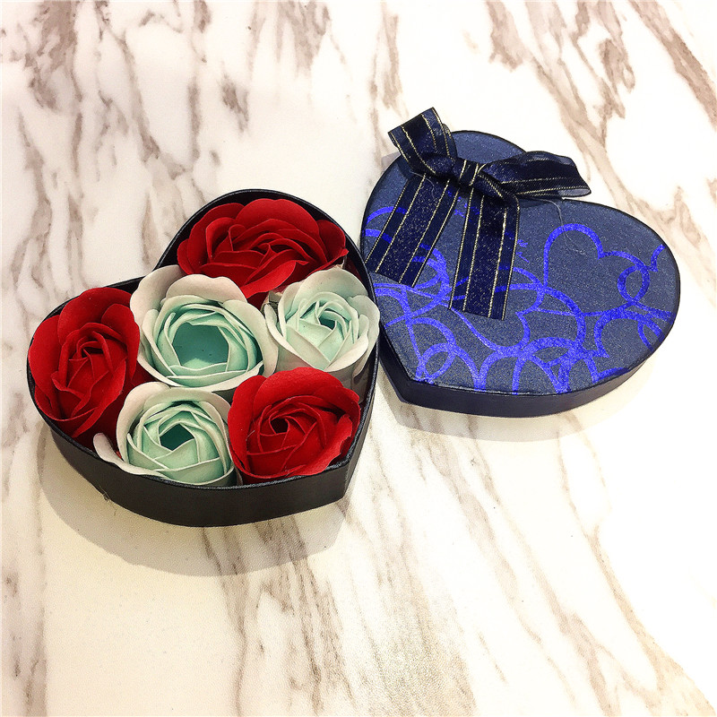 Christmas gifts, girls gifts, heart-shaped rose simulation flowers3