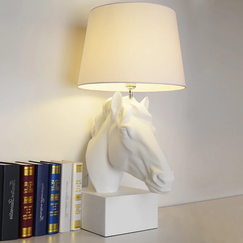 Post modernism fashion desk lamp TD- generous horse head white living room bedroom reading lamp1